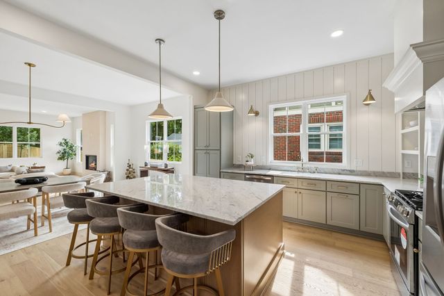 1007B Fairwin Ave, Nashville, TN 37216