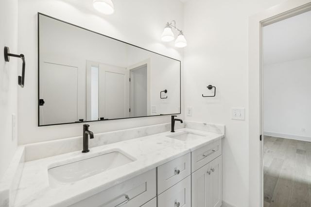 1007B Fairwin Ave, Nashville, TN 37216