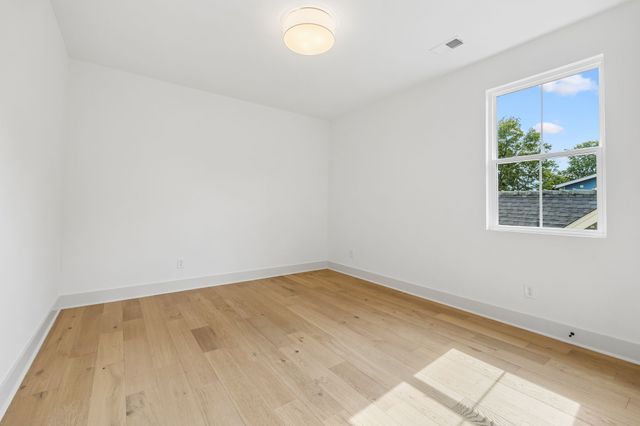1007B Fairwin Ave, Nashville, TN 37216