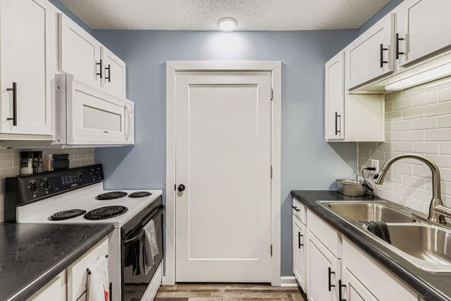 970 Monterey Drive, Shoreview, MN 55126