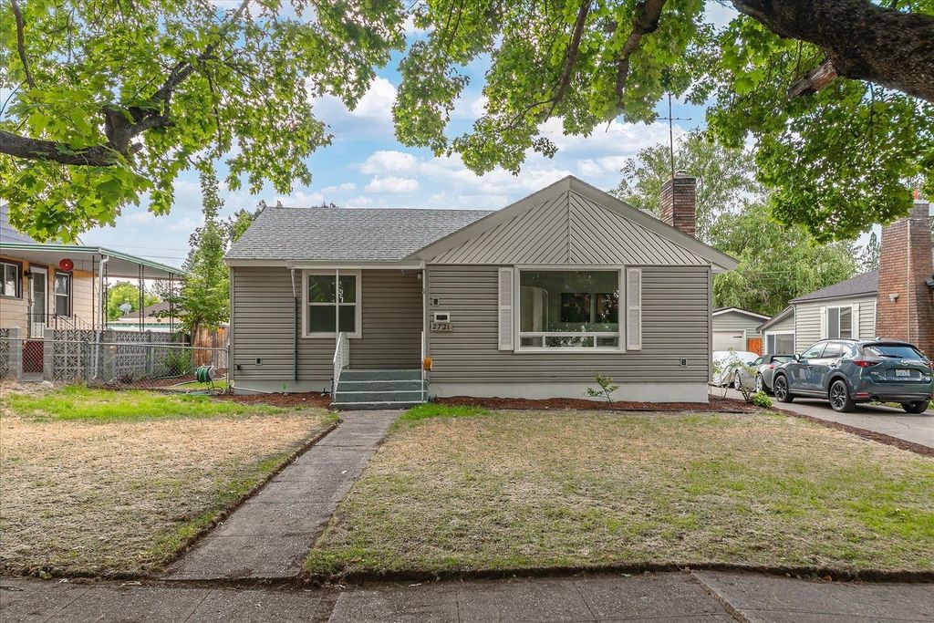 2721 W Lacrosse Ave, Spokane, WA 99205