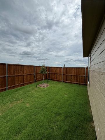 936 Pastern Street, Aubrey, TX 76227