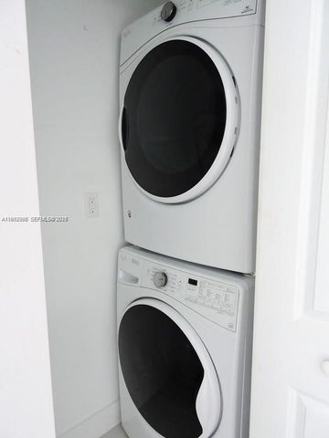 3323 SW 87th Pl 3323, Miami, FL 33165