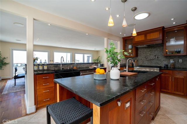 3612 S Walker Avenue, San Pedro, CA 90731