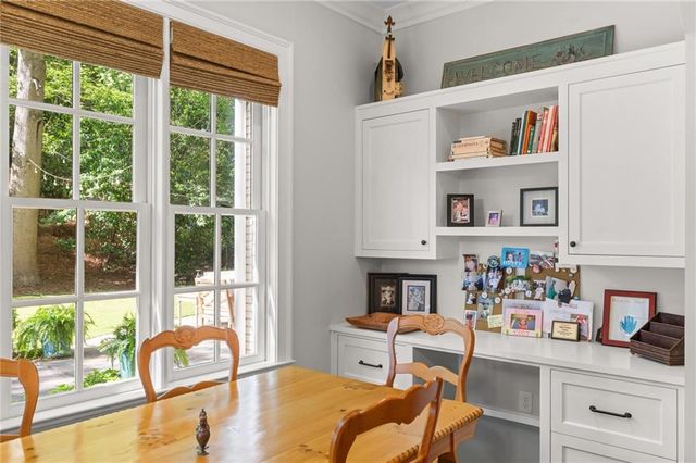 2591 Hyde Manor Drive NW, Atlanta, GA 30327
