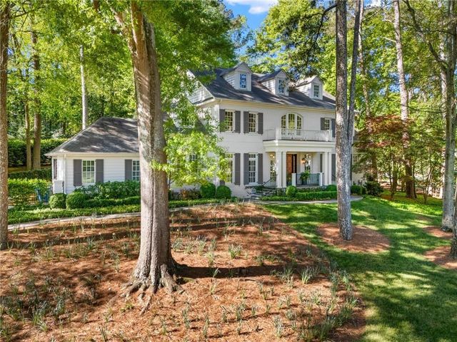 2591 Hyde Manor Drive NW, Atlanta, GA 30327