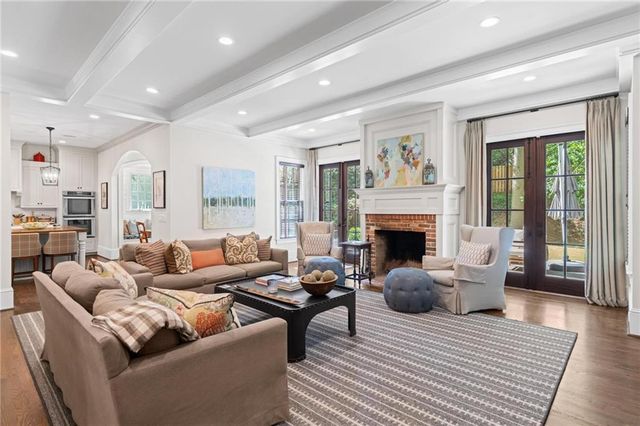 2591 Hyde Manor Drive NW, Atlanta, GA 30327