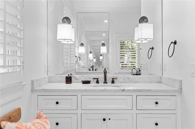 2591 Hyde Manor Drive NW, Atlanta, GA 30327