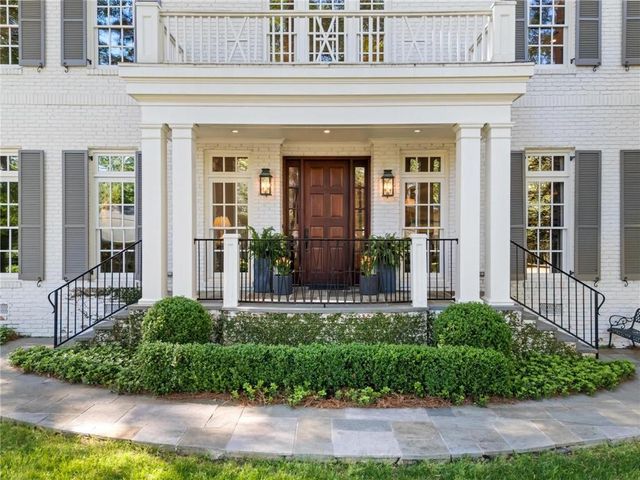 2591 Hyde Manor Drive NW, Atlanta, GA 30327
