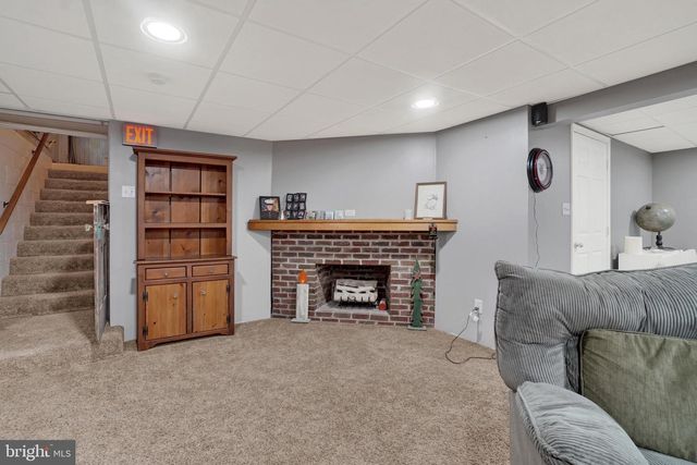 2365 WILT DR, York, PA 17408