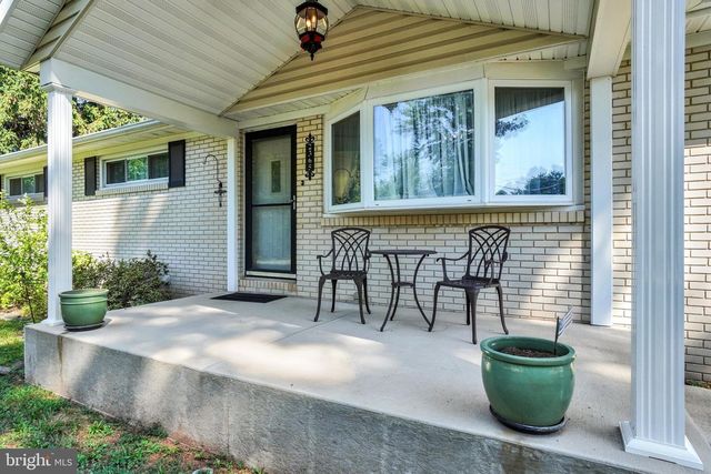 2365 WILT DR, York, PA 17408