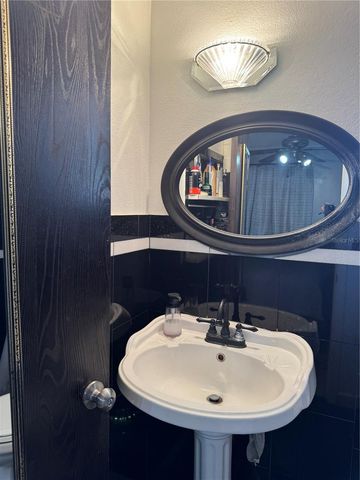 1833 MATTERHORN DRIVE, Orlando, FL 32818