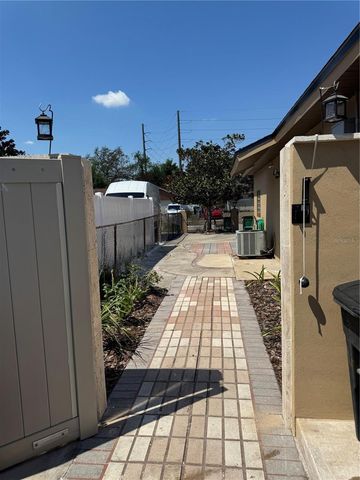 1833 MATTERHORN DRIVE, Orlando, FL 32818