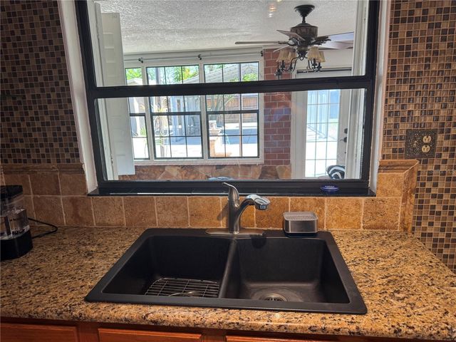 1833 MATTERHORN DRIVE, Orlando, FL 32818