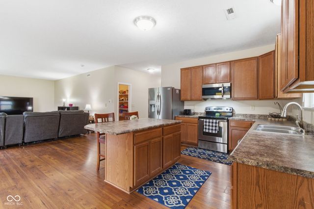 13858 Keams Drive, Fishers, IN 46038