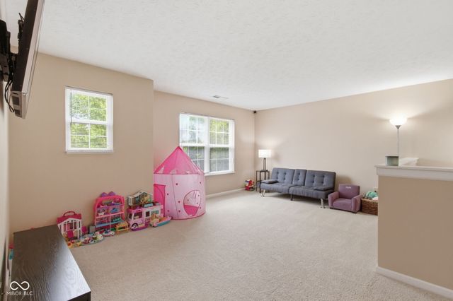 13858 Keams Drive, Fishers, IN 46038