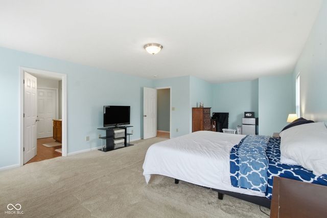 13858 Keams Drive, Fishers, IN 46038