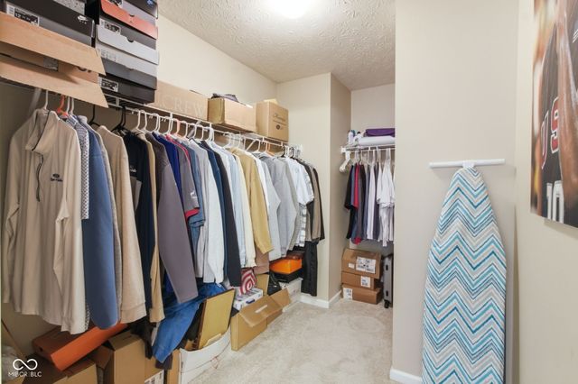 13858 Keams Drive, Fishers, IN 46038