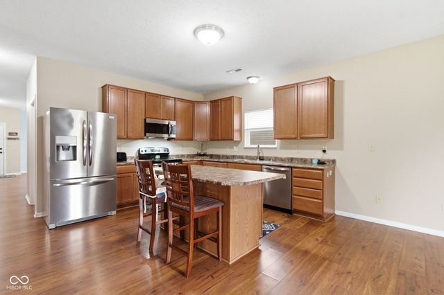 13858 Keams Drive, Fishers, IN 46038