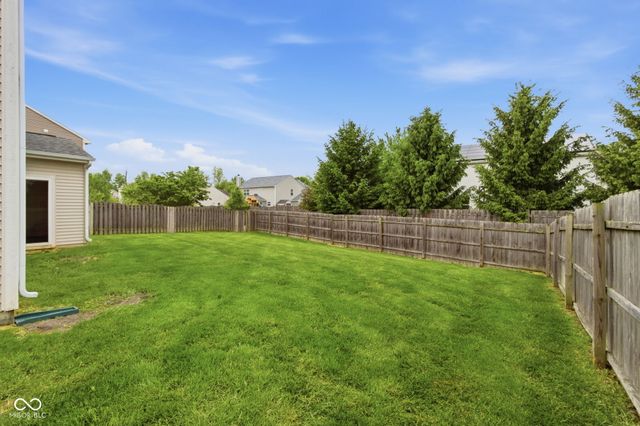 13858 Keams Drive, Fishers, IN 46038