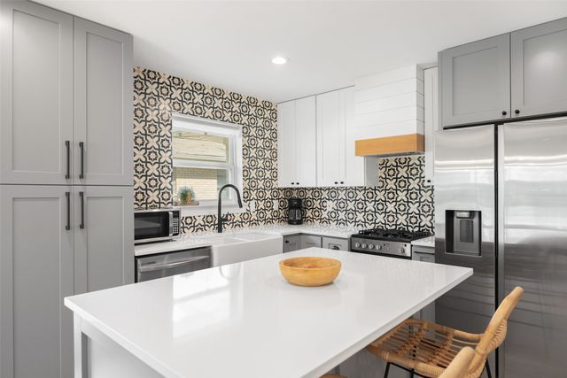 6569 Ascot Lane, Dallas, TX 75214