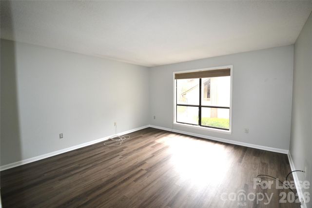 7124 Winery Lane, Charlotte, NC 28227