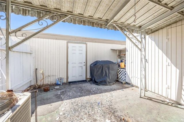 8174 Glengarry Green, Buena Park, CA 90621