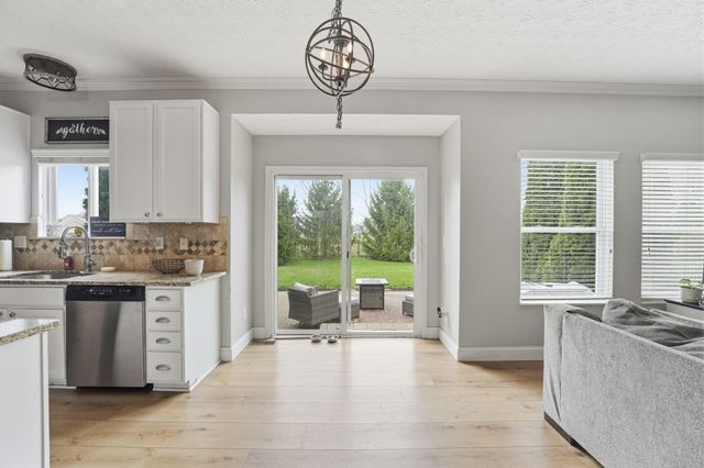 6895 Kellogg Drive, Powell, OH 43065