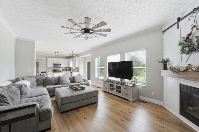 6895 Kellogg Drive, Powell, OH 43065