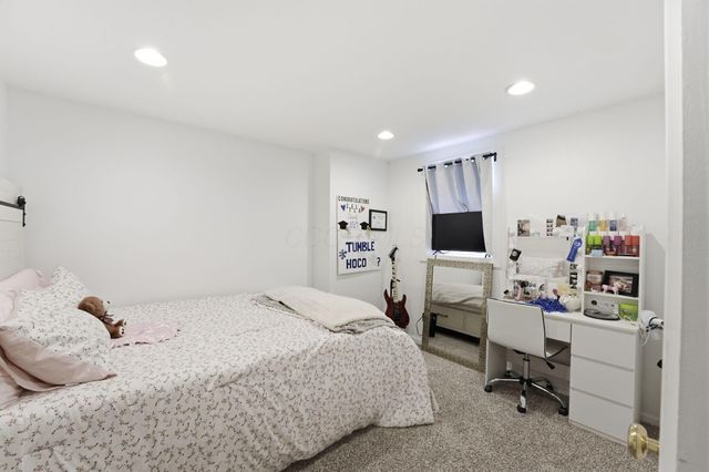 6895 Kellogg Drive, Powell, OH 43065