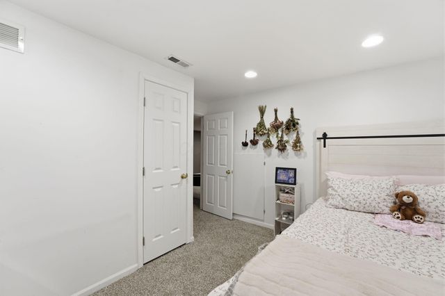 6895 Kellogg Drive, Powell, OH 43065