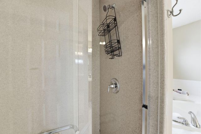 6895 Kellogg Drive, Powell, OH 43065