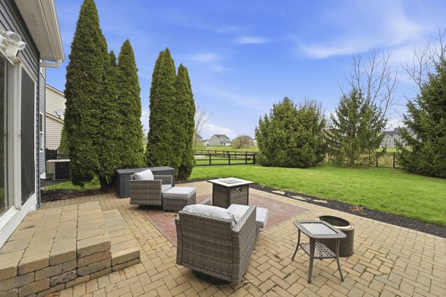 6895 Kellogg Drive, Powell, OH 43065