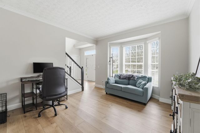 6895 Kellogg Drive, Powell, OH 43065