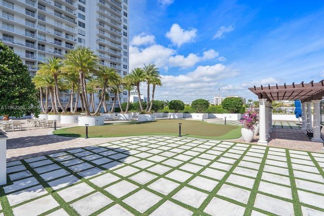 2801 NE 183rd Street 1607W, Aventura, FL 33160