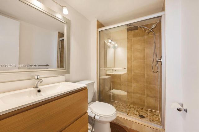 2801 NE 183rd Street 1607W, Aventura, FL 33160