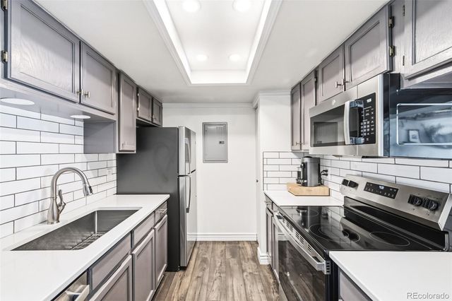 8335 Fairmount Drive 1-202, Denver, CO 80247