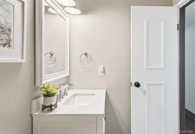 8335 Fairmount Drive 1-202, Denver, CO 80247