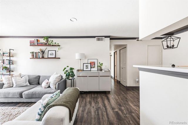 8335 Fairmount Drive 1-202, Denver, CO 80247