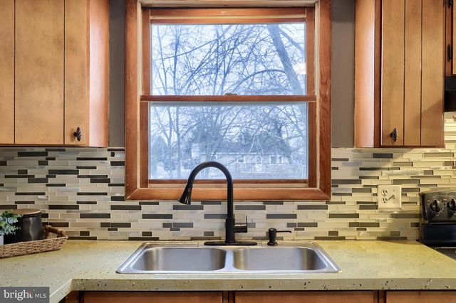 2624 DANIELLE DR, Dover, PA 17315