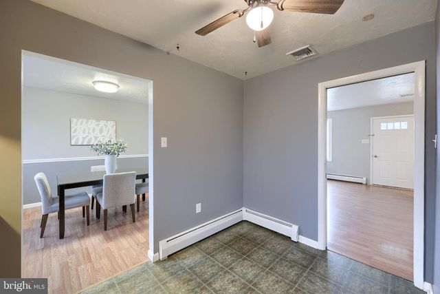 2624 DANIELLE DR, Dover, PA 17315