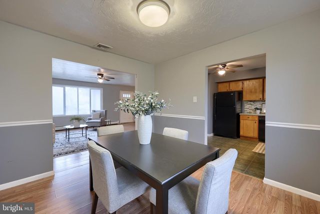 2624 DANIELLE DR, Dover, PA 17315