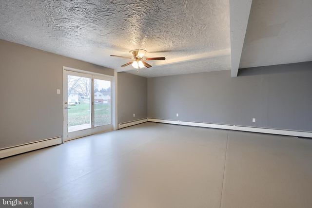 2624 DANIELLE DR, Dover, PA 17315