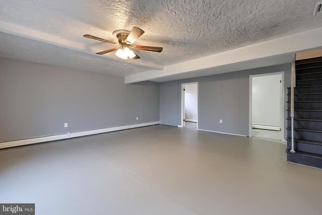 2624 DANIELLE DR, Dover, PA 17315