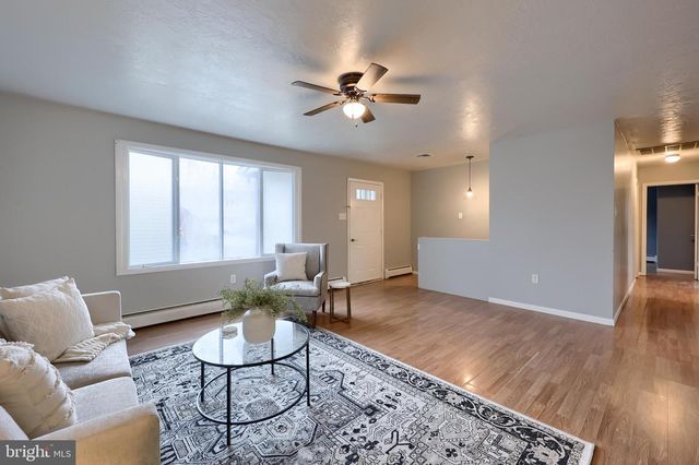 2624 DANIELLE DR, Dover, PA 17315