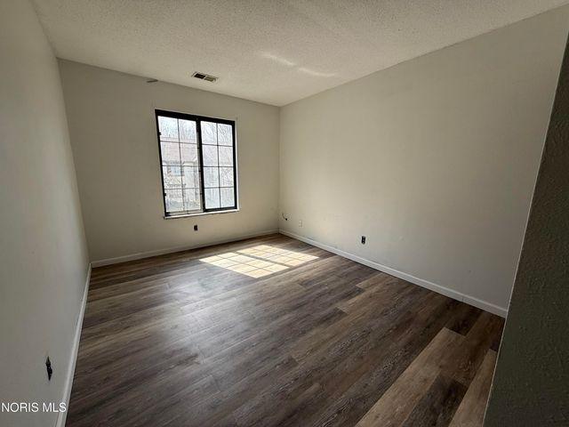 4519 W Bancroft Street, 39, Toledo, OH 43615