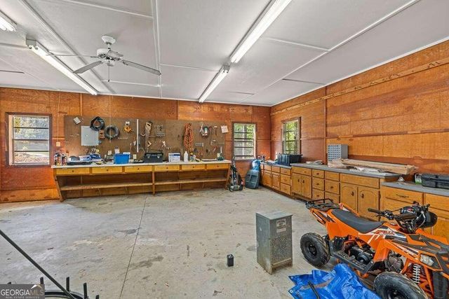 2090 North Jefferson Street NE, Milledgeville, GA 31061