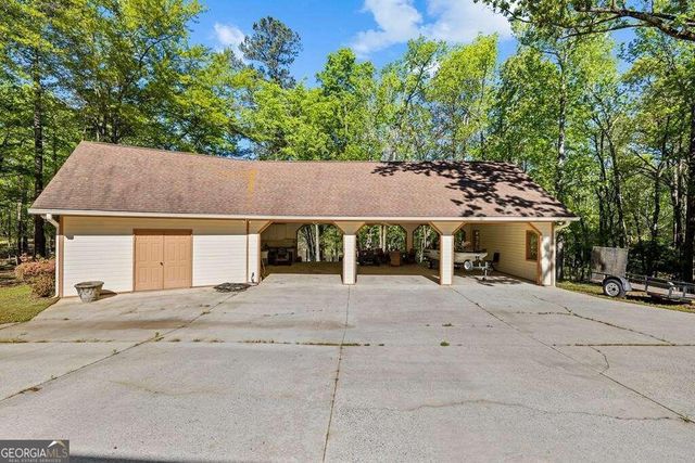 2090 North Jefferson Street NE, Milledgeville, GA 31061