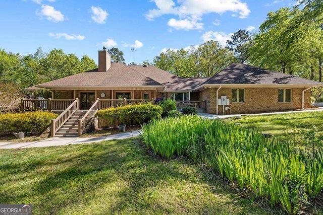 2090 North Jefferson Street NE, Milledgeville, GA 31061