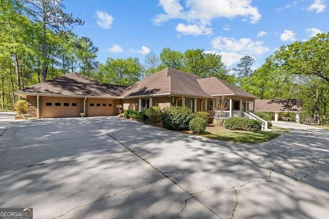 2090 North Jefferson Street NE, Milledgeville, GA 31061